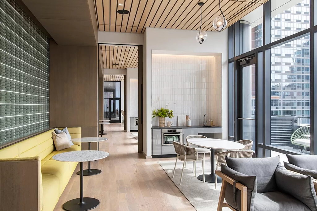 11th Avenue - Photo 6