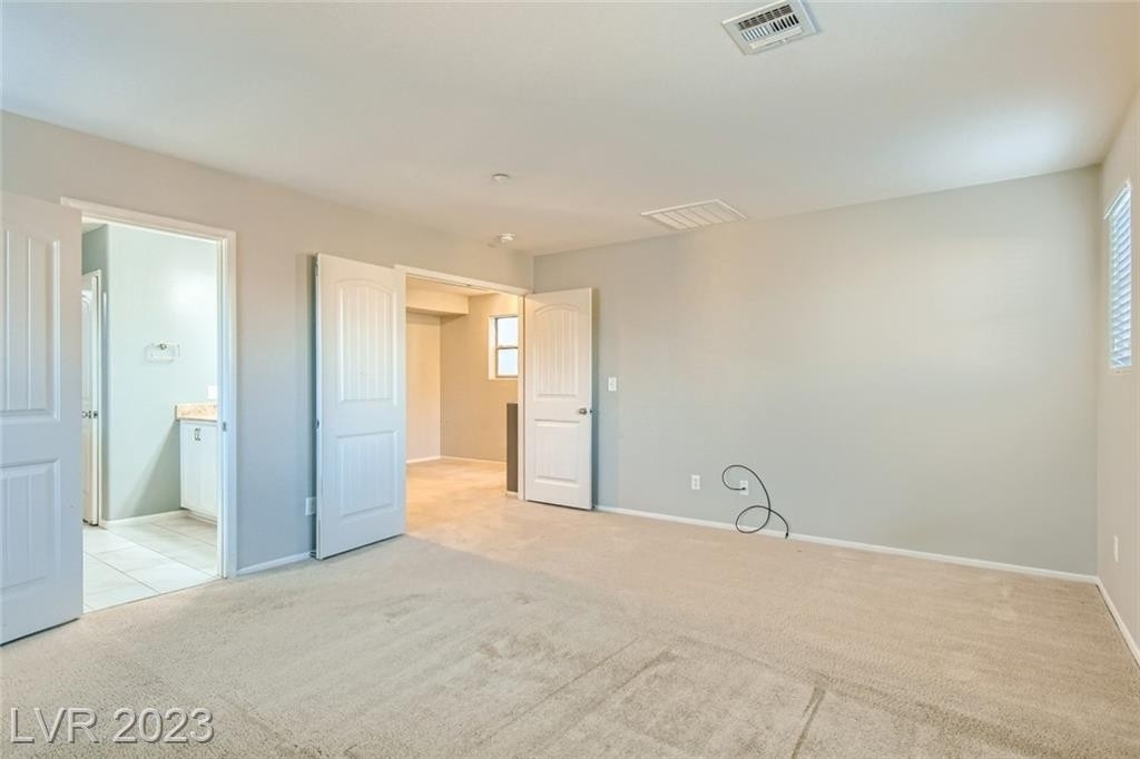 10718 Mason Hill Avenue - Photo 12