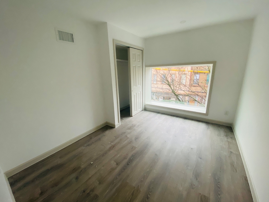 690 Woodward Avenue - Photo 6