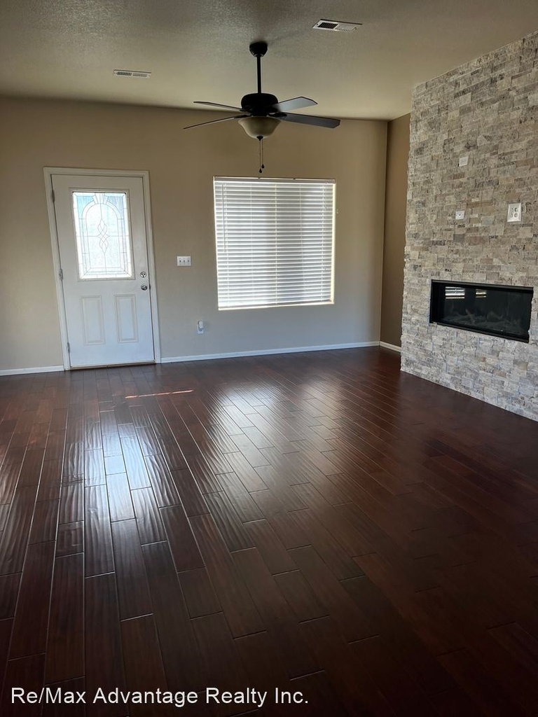 10276 Deer Meadow Circle - Photo 2