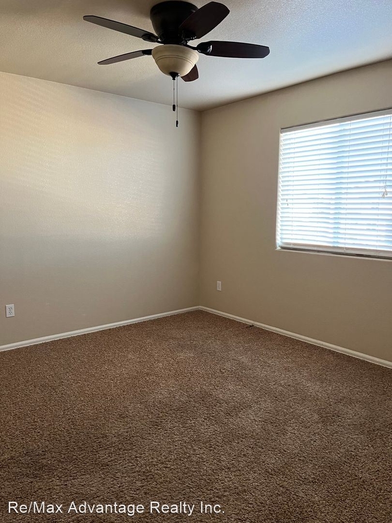 10276 Deer Meadow Circle - Photo 12