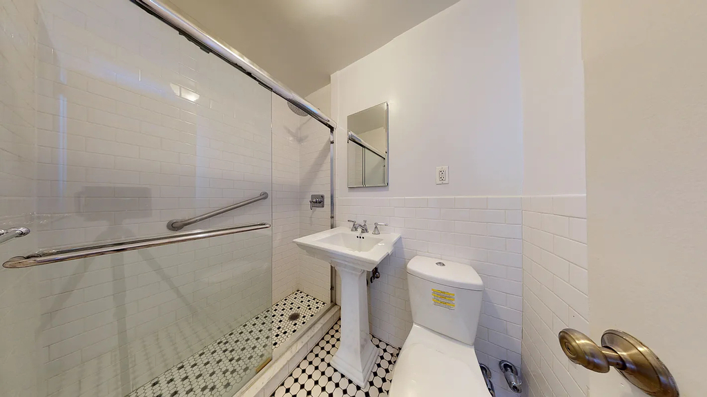 336 East 86th Street - Photo 15