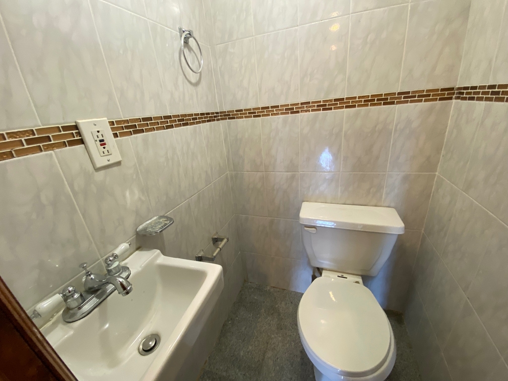 631 Sterling Place - Photo 4