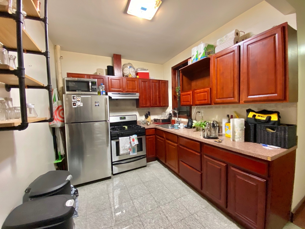 631 Sterling Place - Photo 7