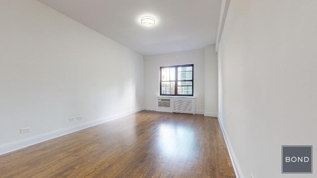 157 East 57th Street - Photo 1