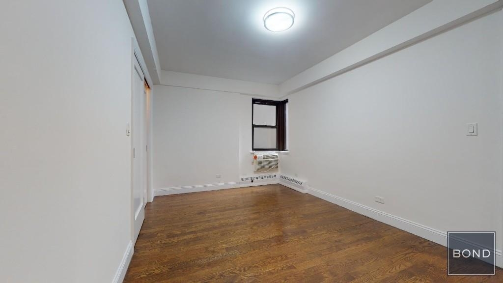 219 East 69th Street - Photo 4