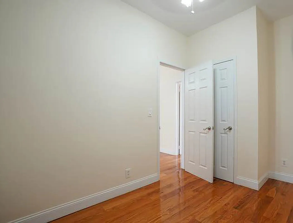 709 Dekalb Avenue - Photo 9