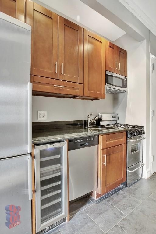 W 52nd, Unit 3w - Photo 1