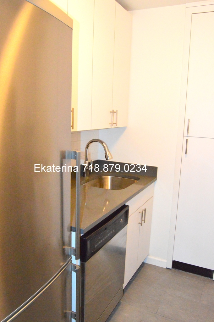 405 East 56th Street - Photo 5