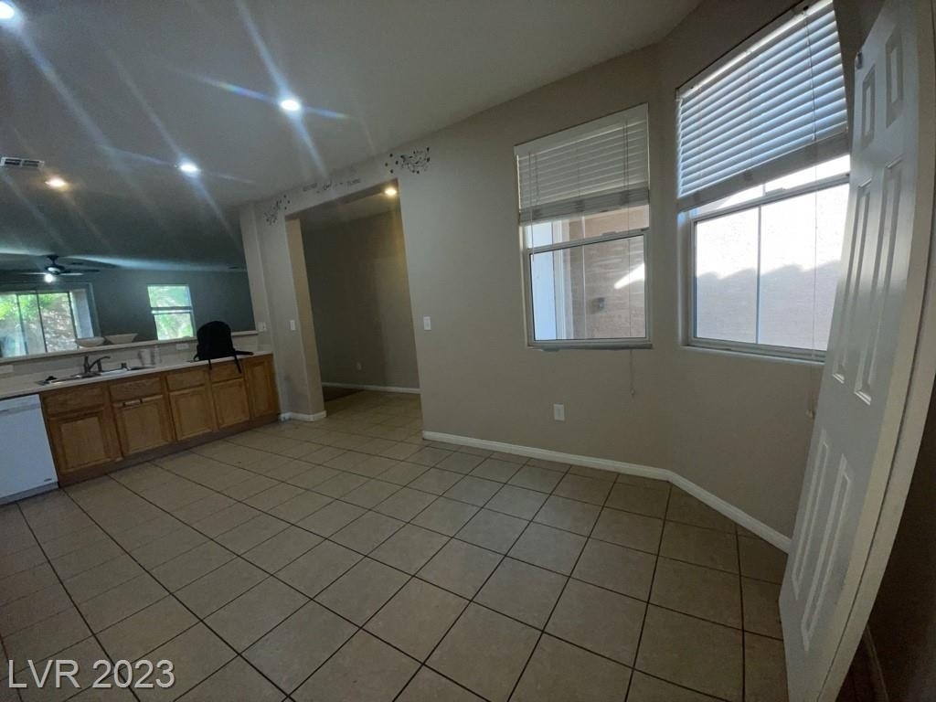 2220 Scissortail Court - Photo 25