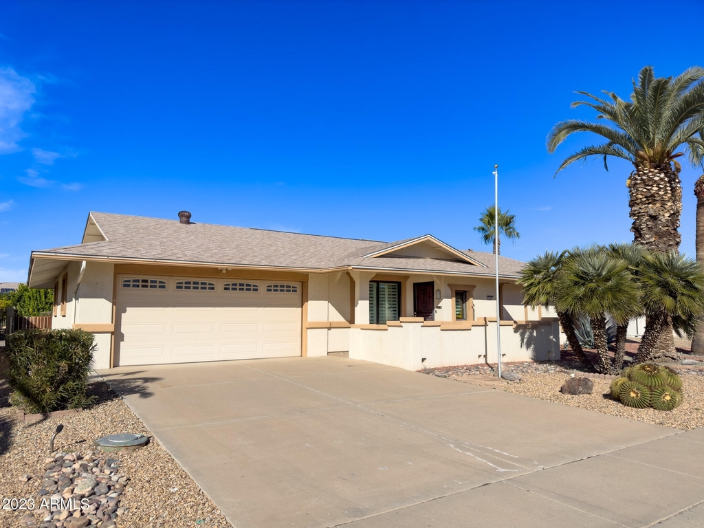 12406 W Sonnet Drive - Photo 0