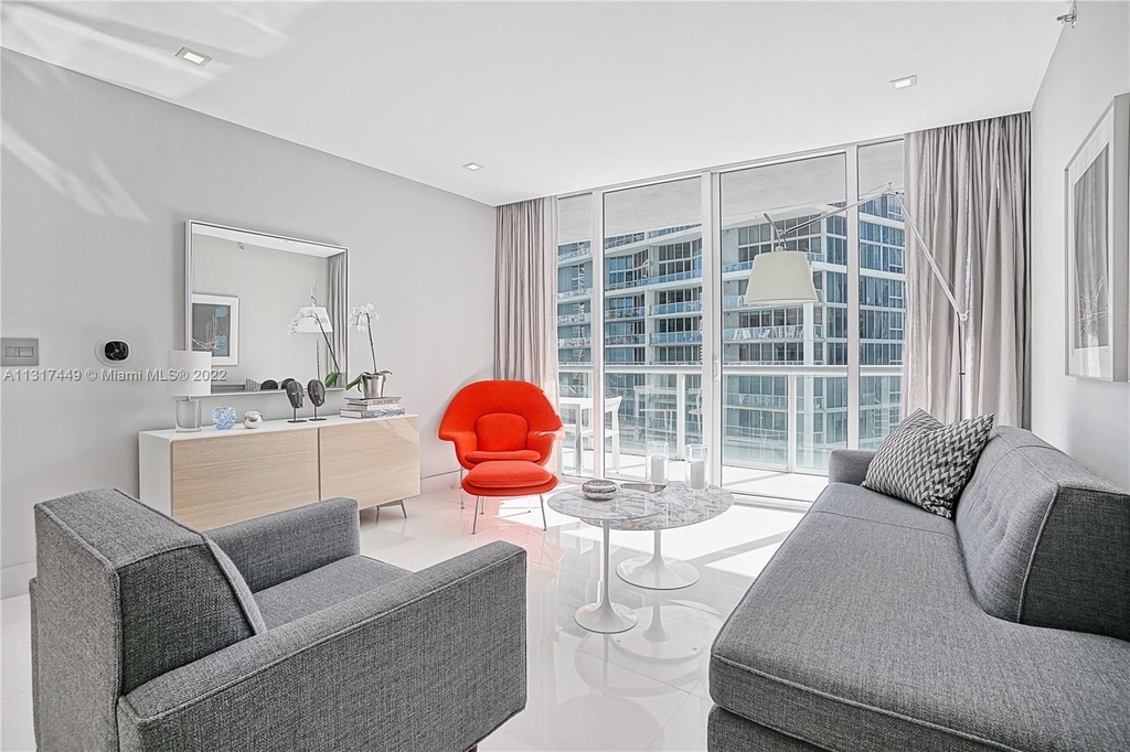 475 Brickell Ave  #1913 - Photo 5