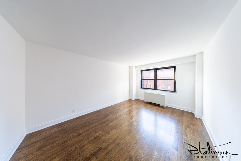 East 88th Street - Photo 2