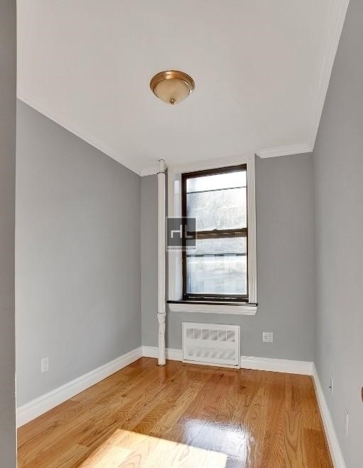 424 East 9th Street - Photo 5