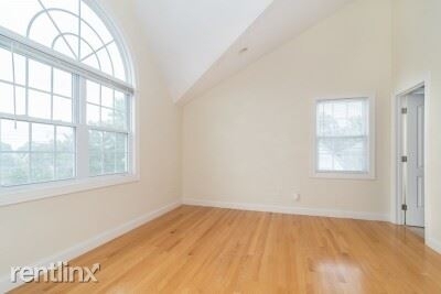123 Russell St - Photo 22