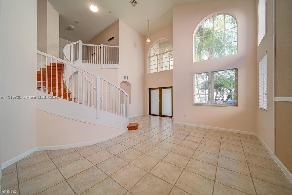 14335 Sw 158th Pl - Photo 4