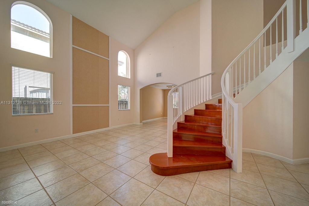 14335 Sw 158th Pl - Photo 5