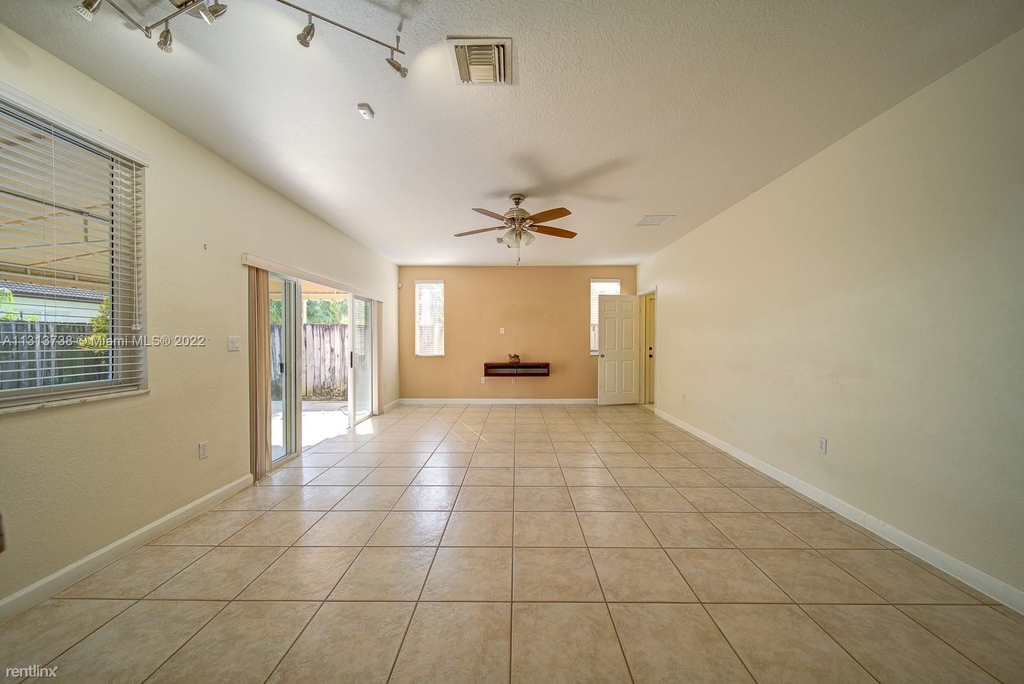 14335 Sw 158th Pl - Photo 17