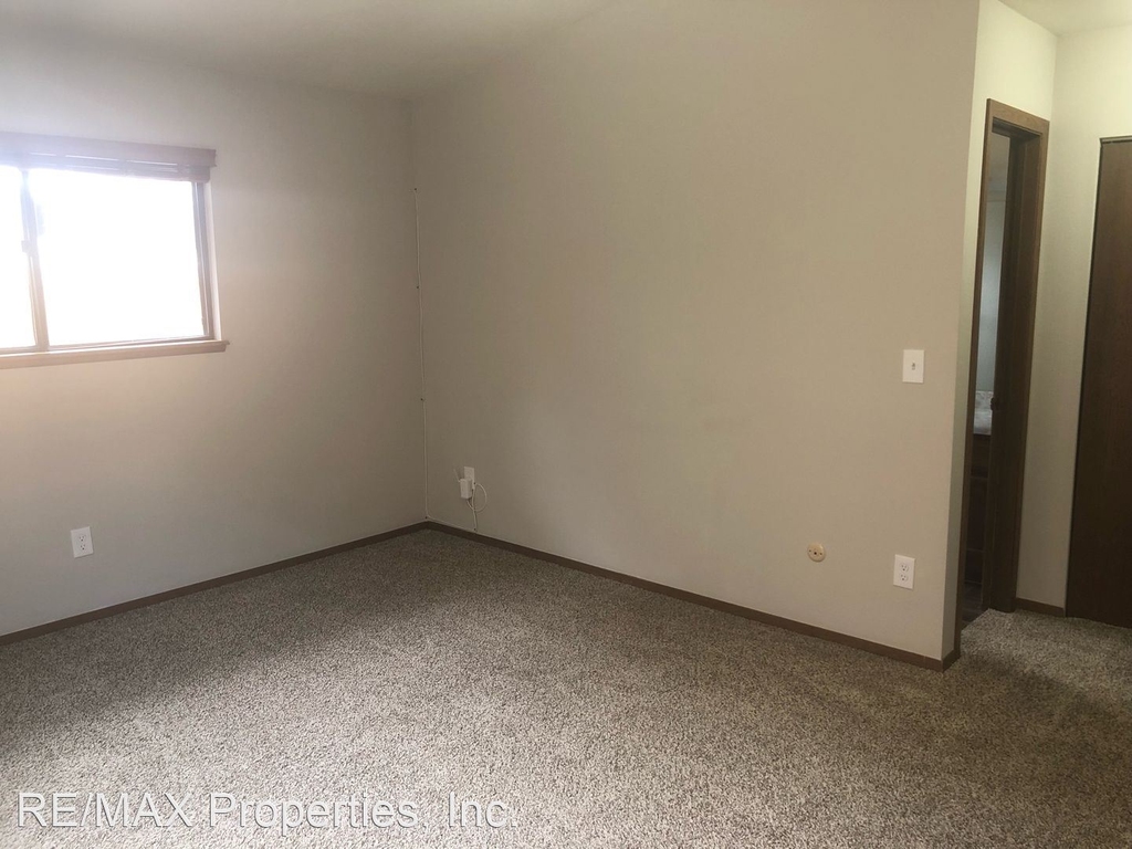 755 San Gabriel Place - Photo 15