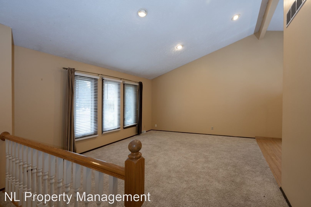 16118 Arbor Street - Photo 1