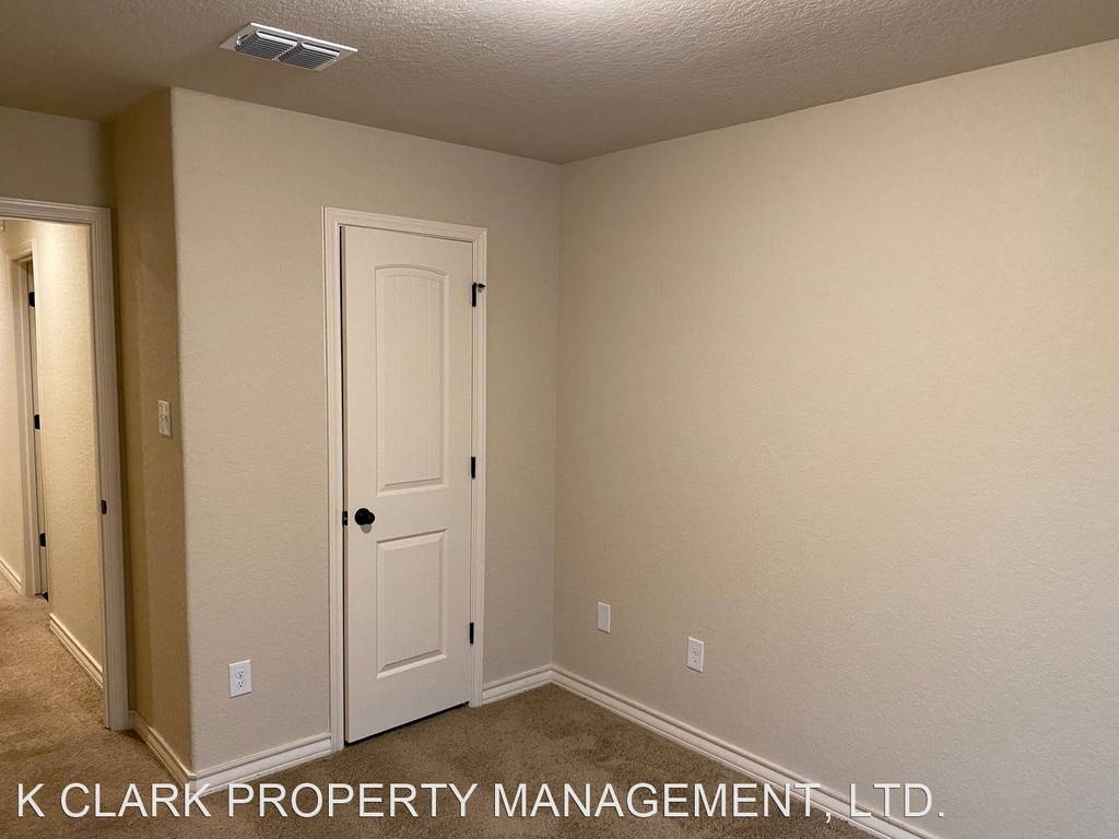 6523 Marcel Way #101 - Photo 25