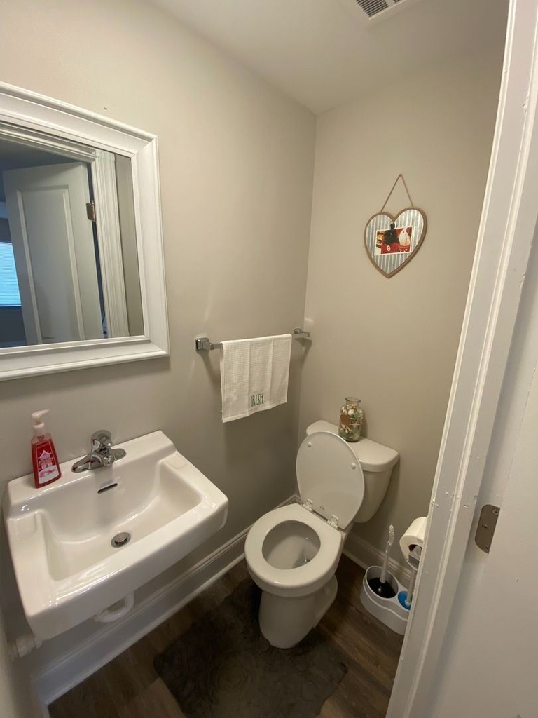 29 Poplar St. - Photo 5