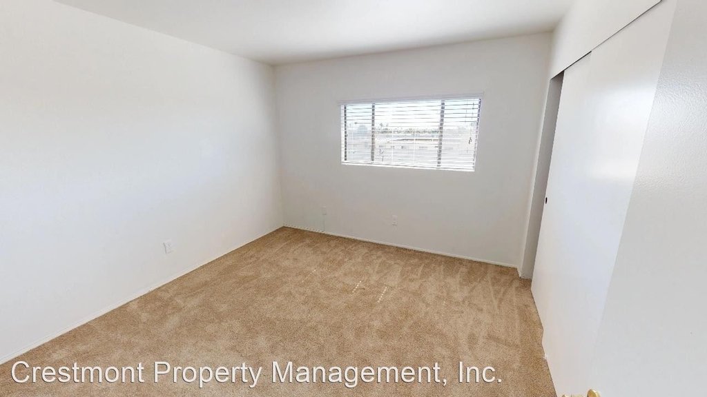 1351 Grove Avenue - Photo 2