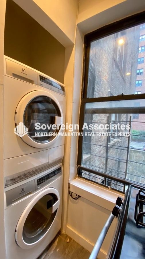 87 Post Avenue - Photo 6