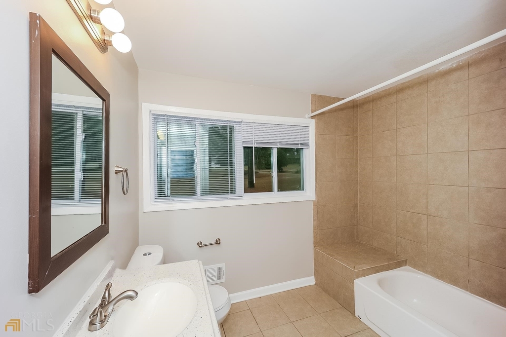 3210 Linden Garden - Photo 14