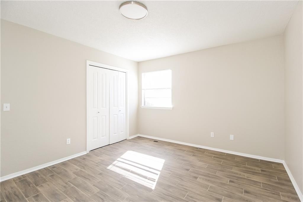 8825 Parkridge Terrace - Photo 10