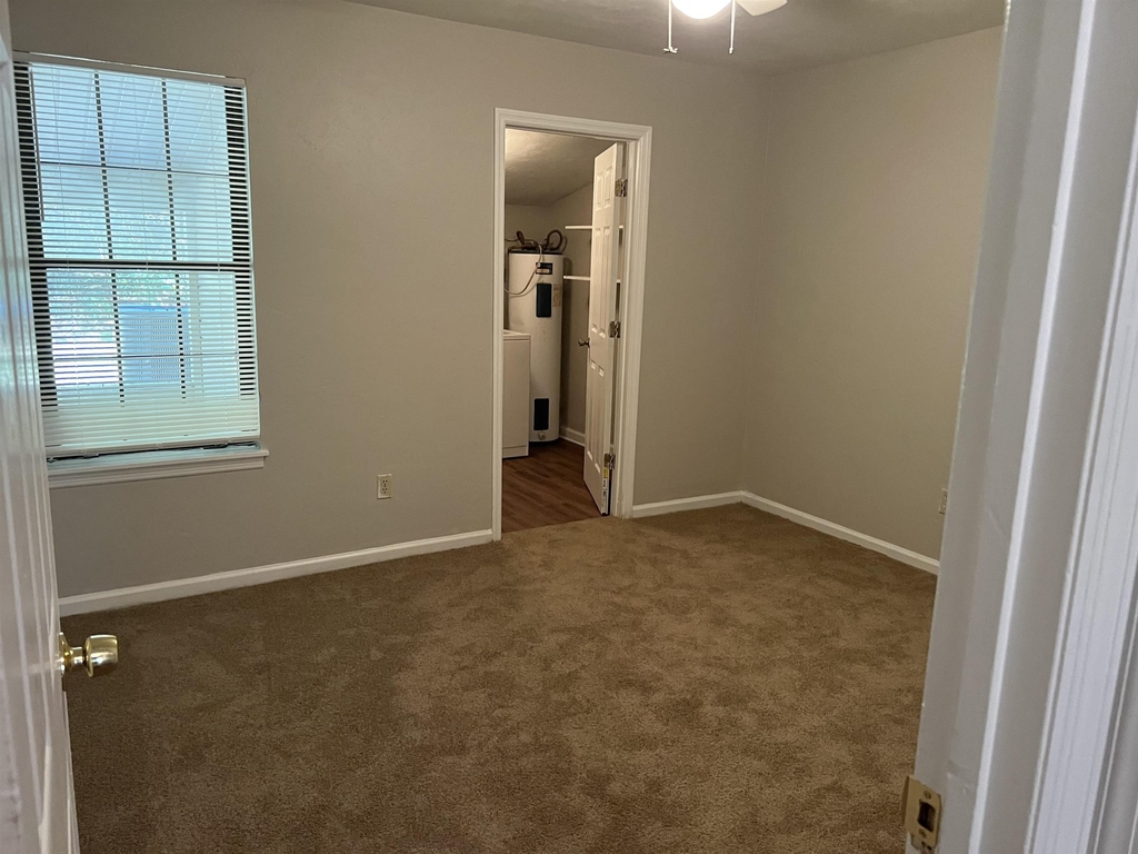 2129 Pecan - Photo 15