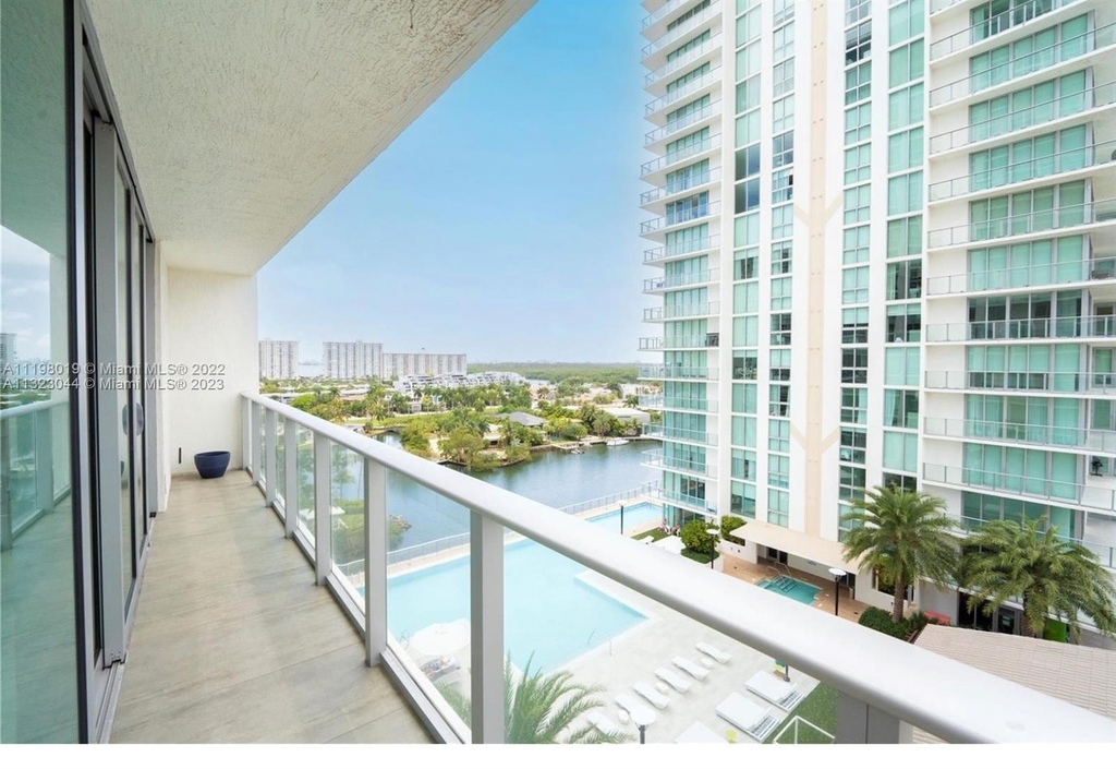 300 Sunny Isles Blvd - Photo 36