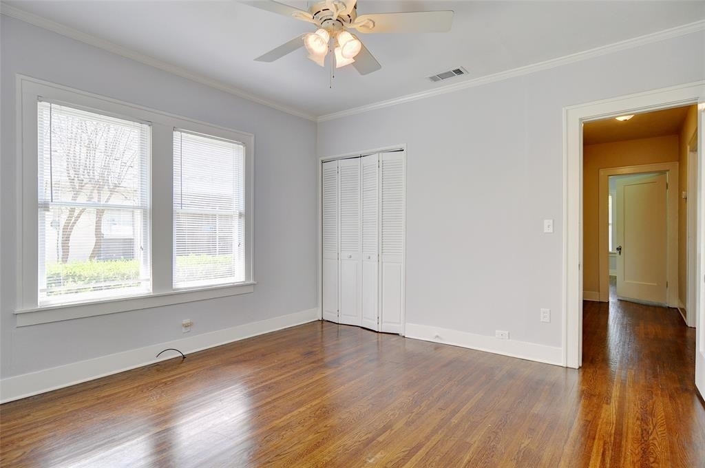 3240 Rogers Avenue - Photo 15