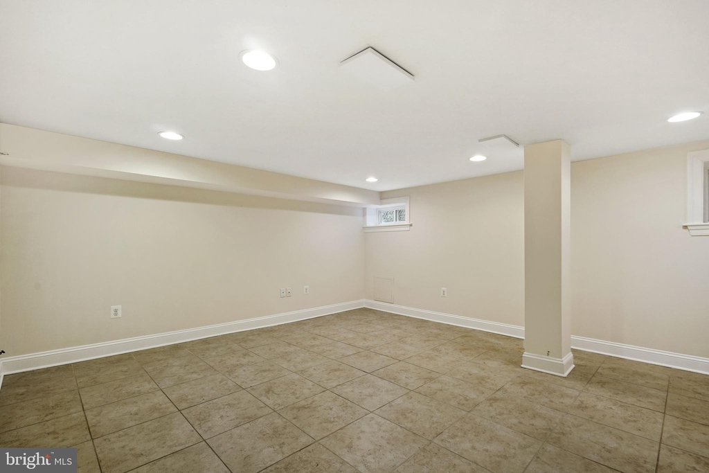 1505 Spring Place Nw - Photo 18