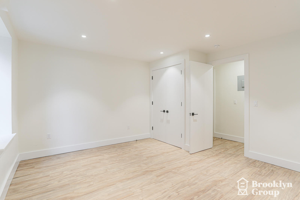 781 Washington Avenue - Photo 6