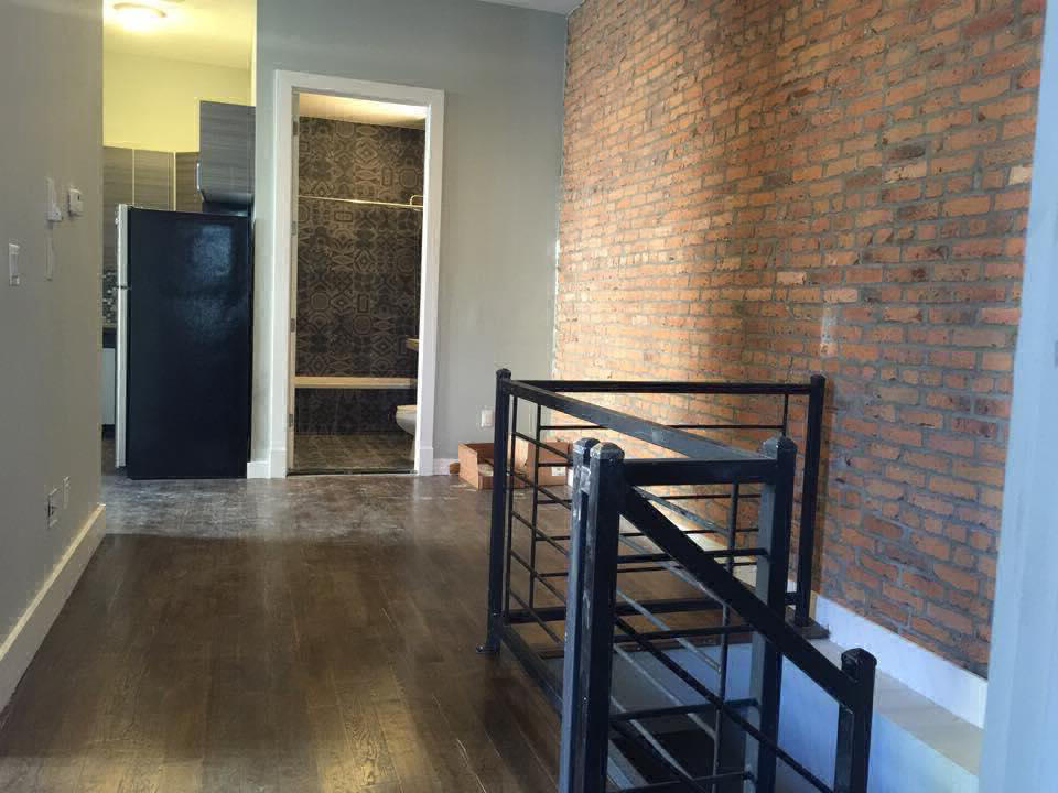 89 Ralph Avenue - Photo 2