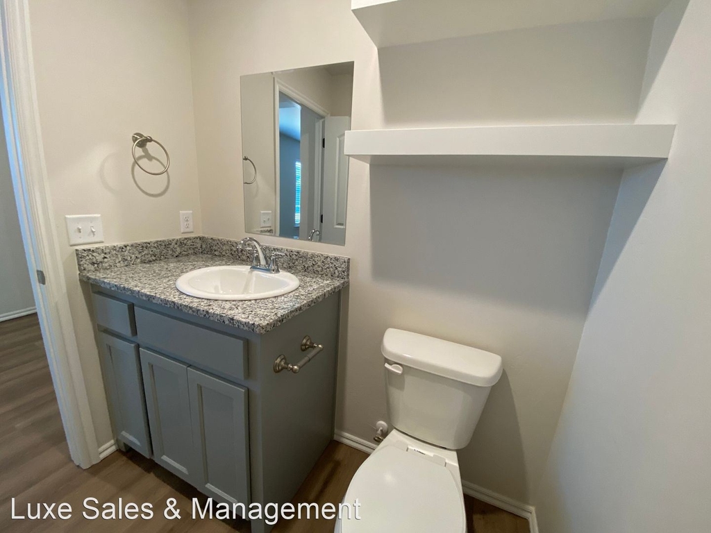 10819 Nw 119th Place - Photo 17