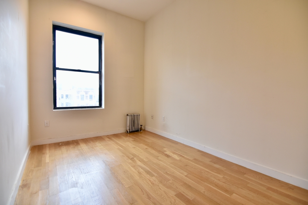 555 West 151st Street - Photo 5