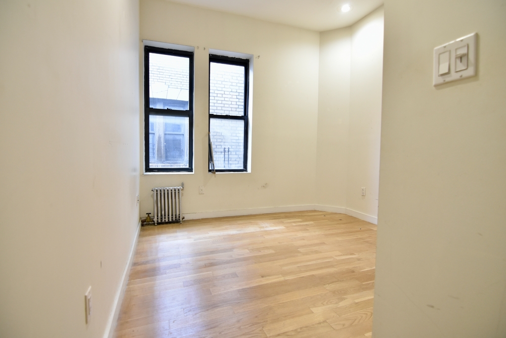 555 West 151st Street - Photo 3