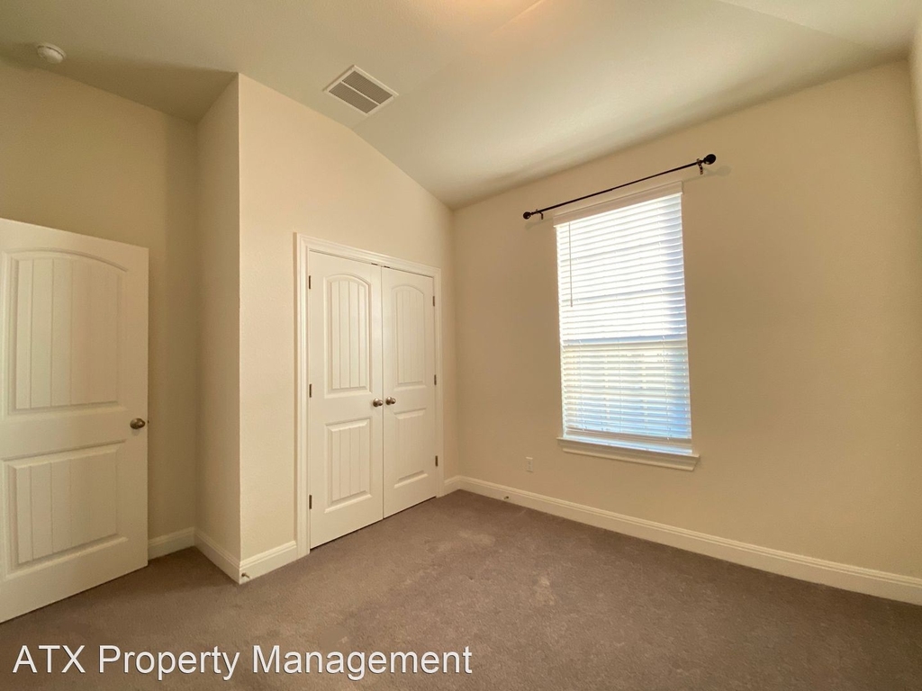 1405 Vista View Dr - Photo 10