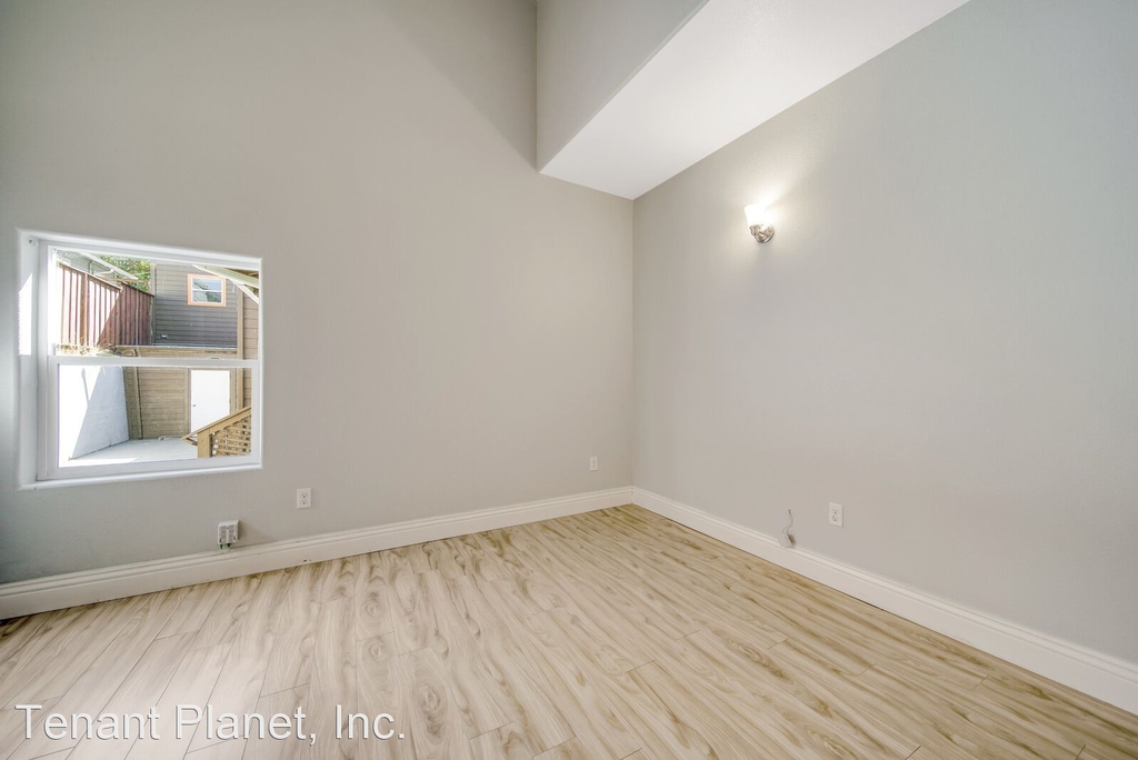 3607-3609 Maple Ave - Photo 15