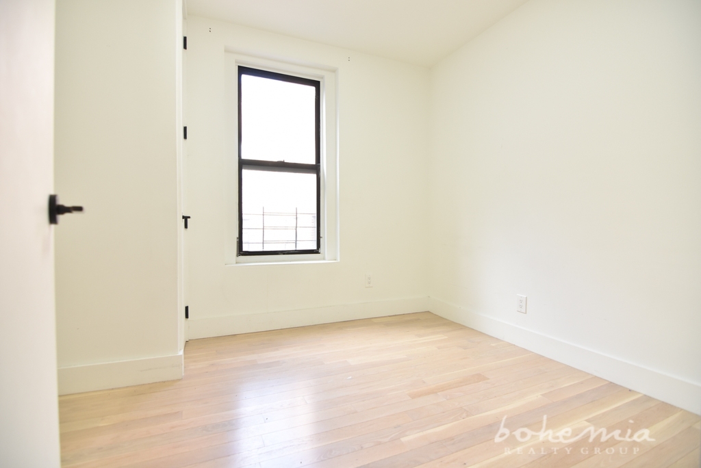 137 West 137th Street - Photo 3