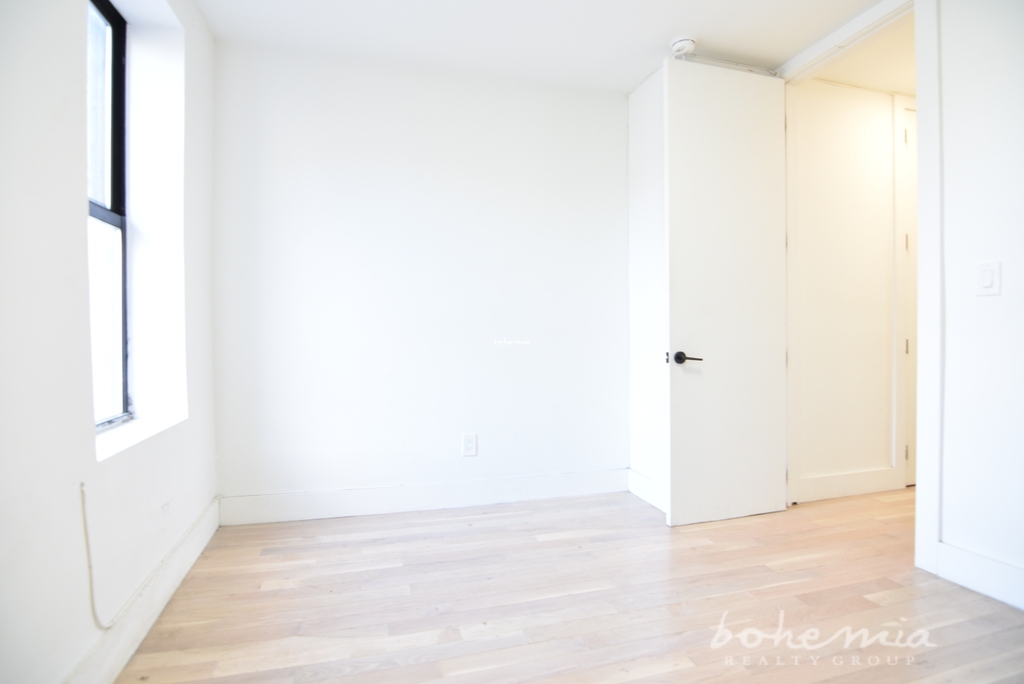 137 West 137th Street - Photo 4