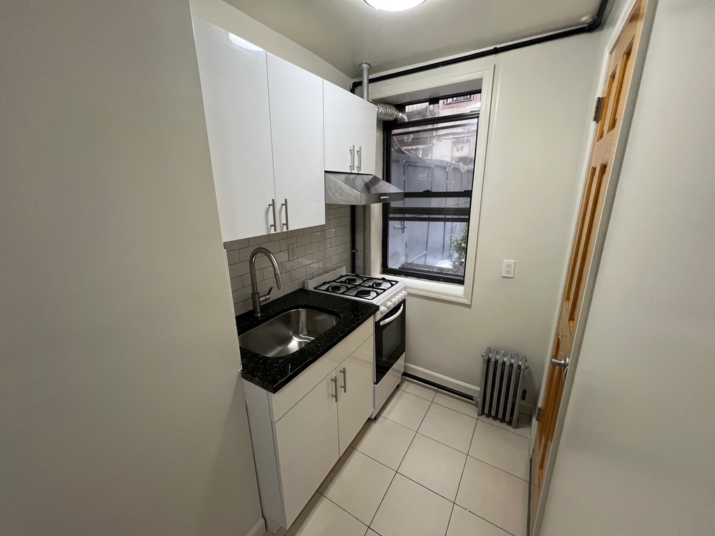169 Hester Street - Photo 3