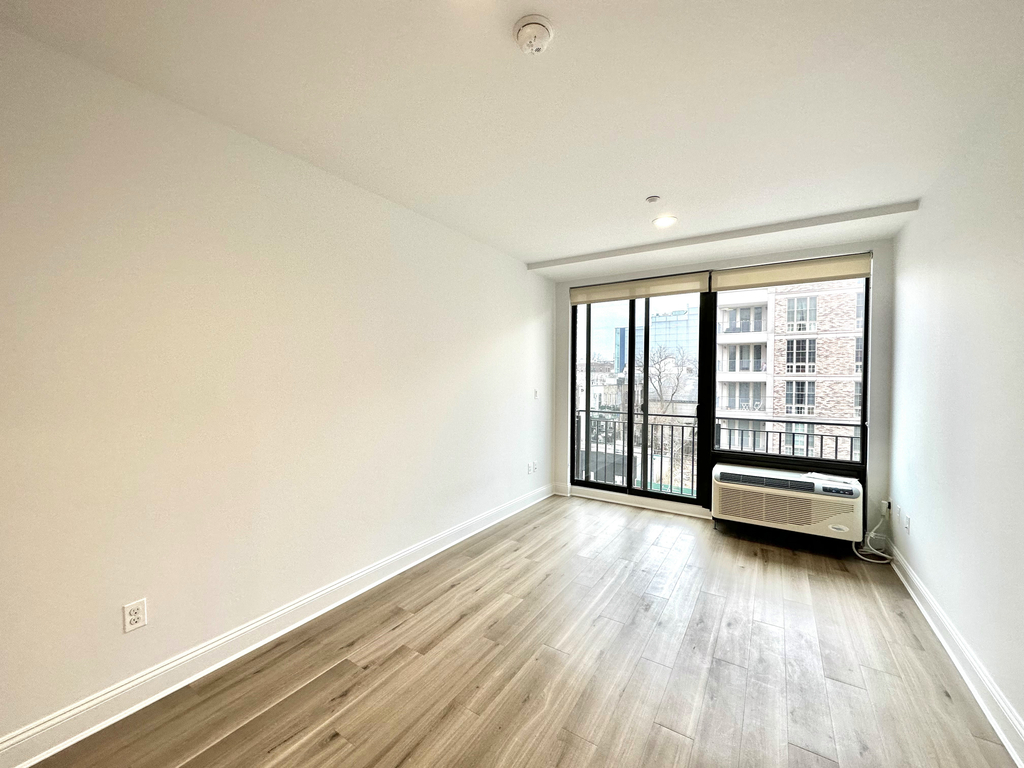 30-12 21st Street - Photo 3