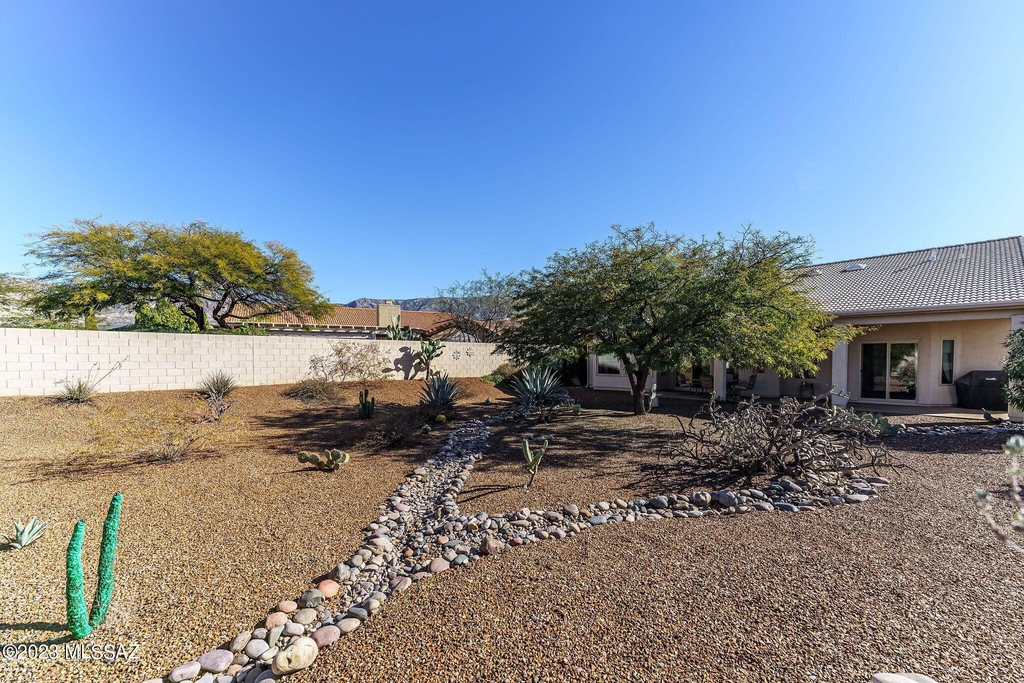 65060 E Canyon Drive - Photo 34