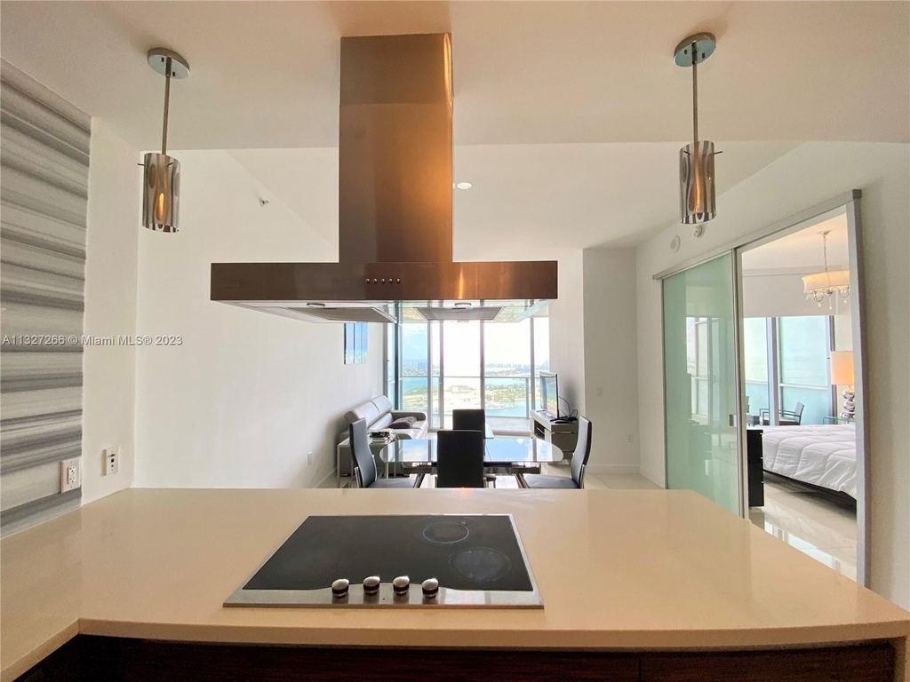 1100 Biscayne Blvd - Photo 10