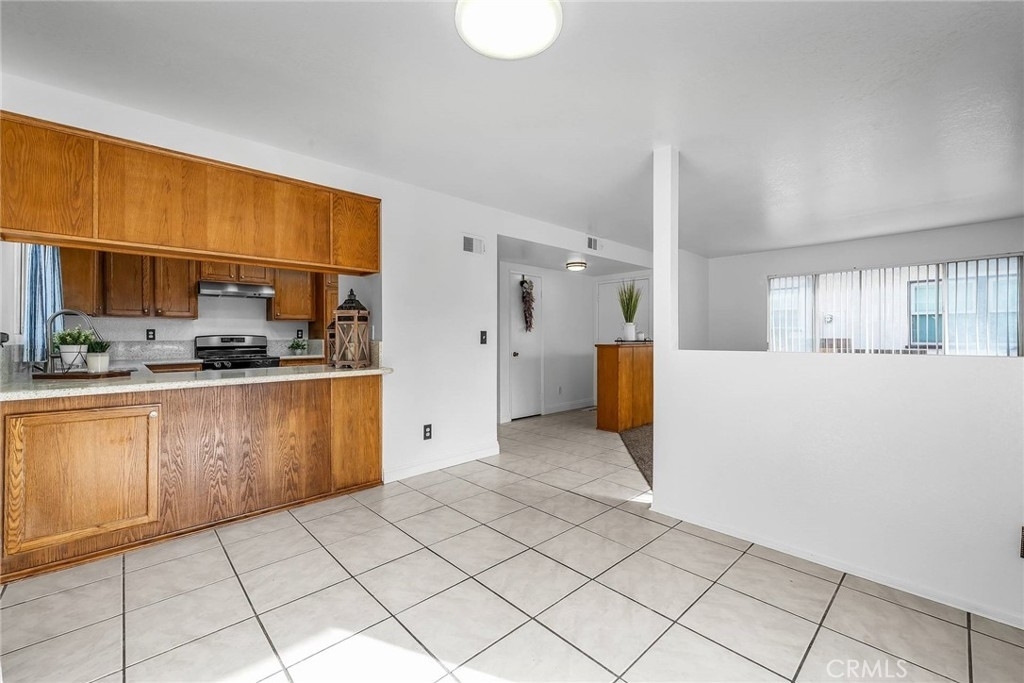 430 W 18th Street - Photo 8