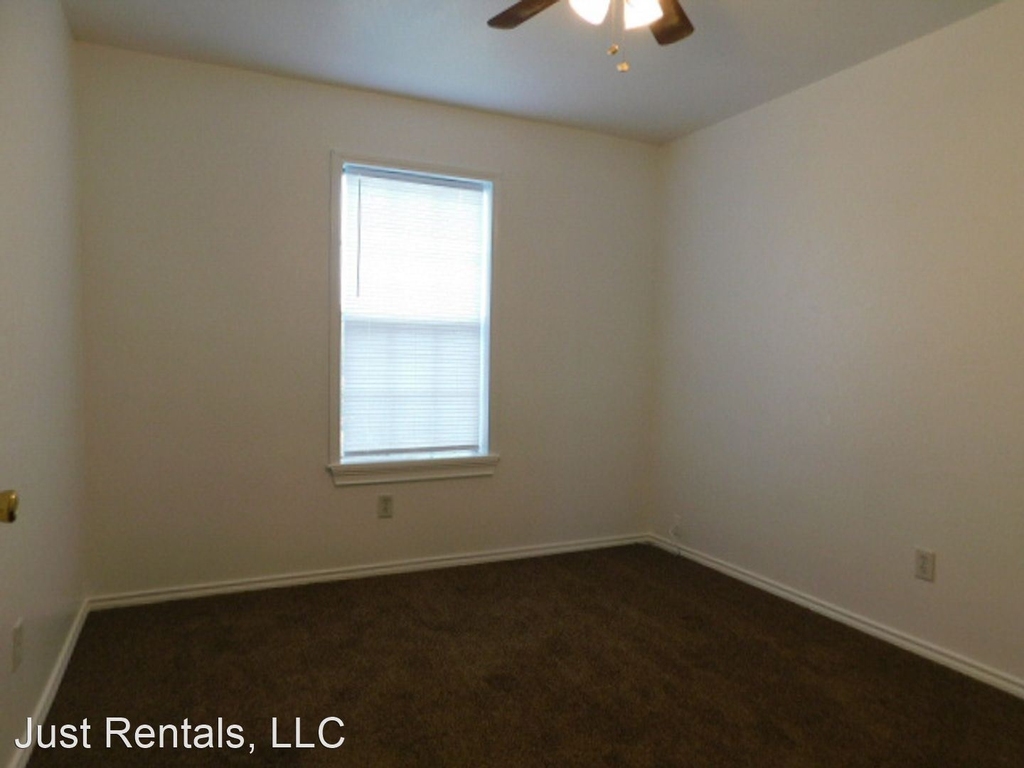 3402 Viewcrest Dr - Photo 17