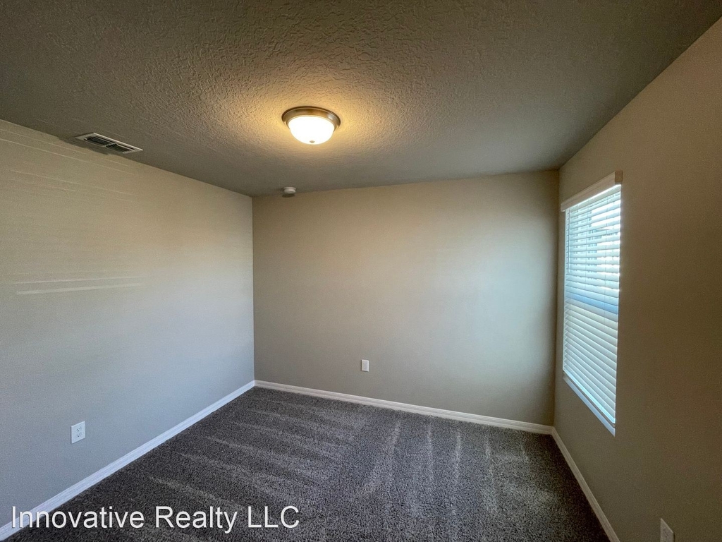 828 Legacy Dr. - Photo 10